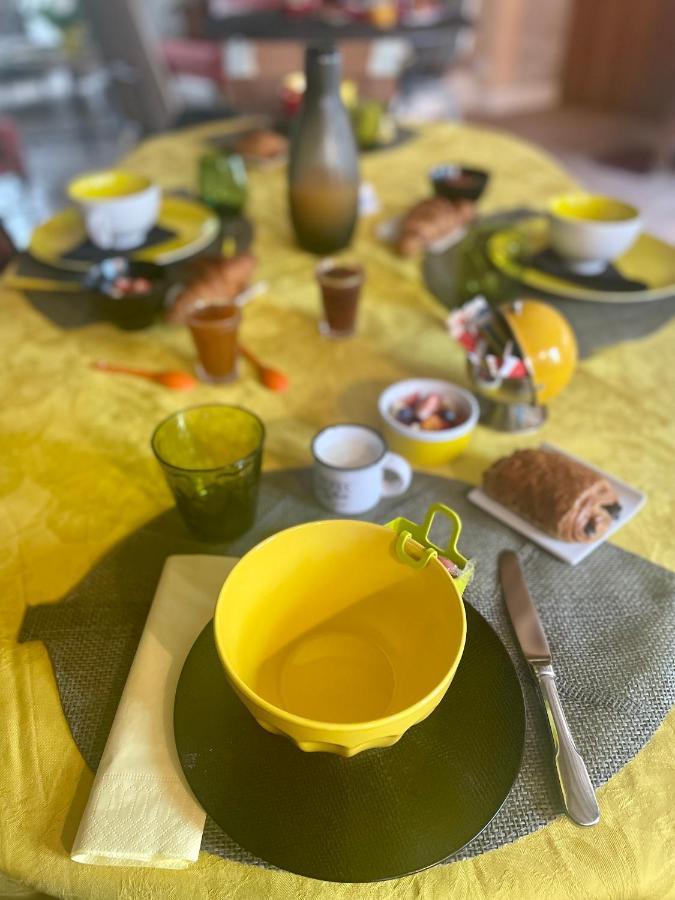 Le P'tit Nid De Gabriel Bed & Breakfast Les Touches-de-Périgny