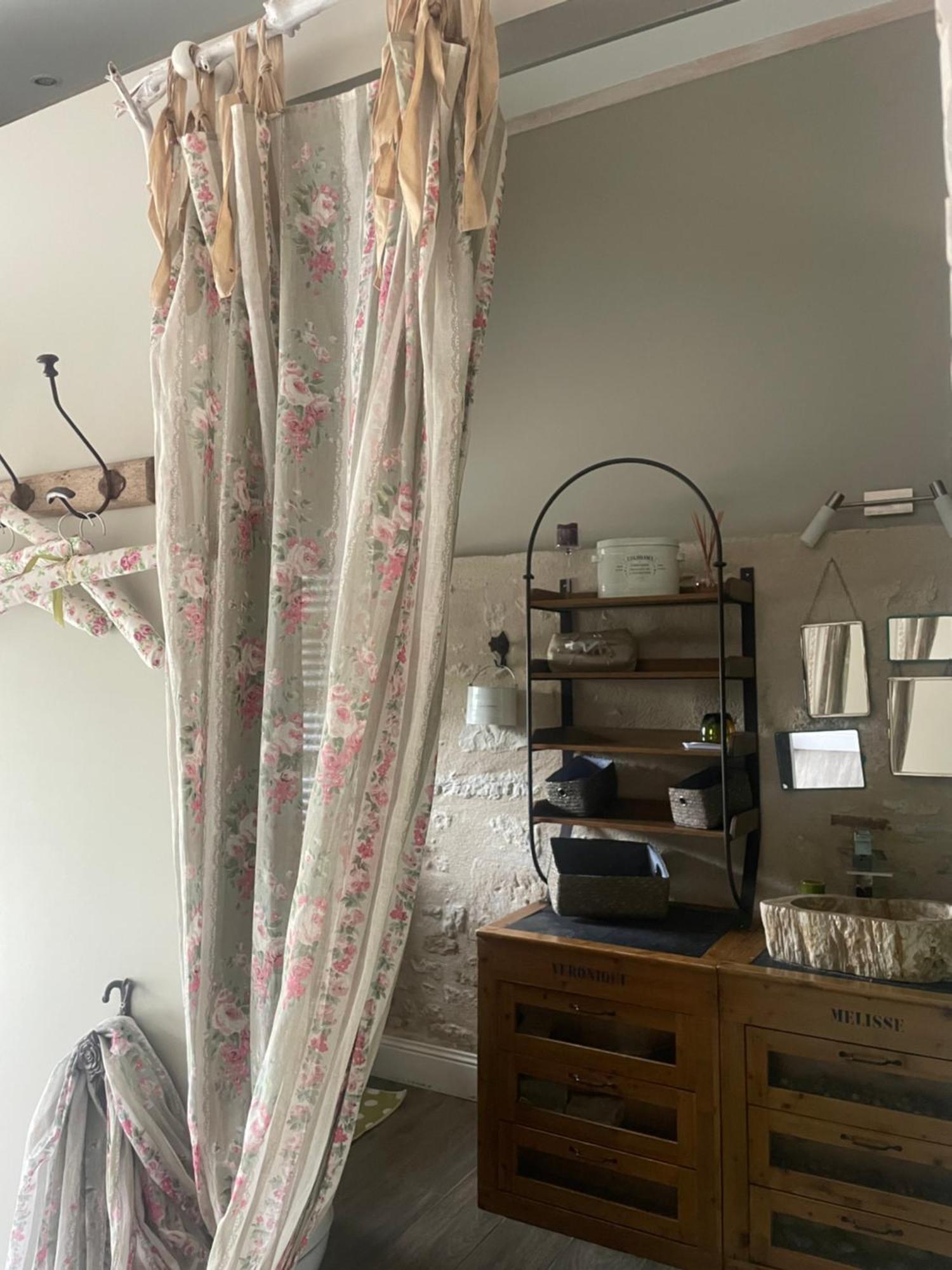 Bed & Breakfast Le P'tit Nid De Gabriel Les Touches-de-Périgny